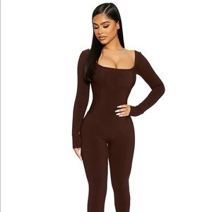 NWT Naked Wardrobe “Snatched Vibes” Sz M Square Neck Jumpsuit in Chocolate Brown